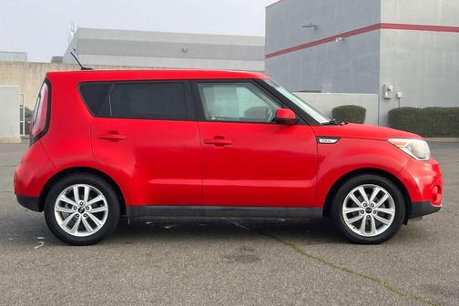 2019 Kia Soul +