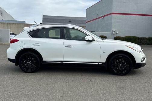 2017 INFINITI QX50 Base