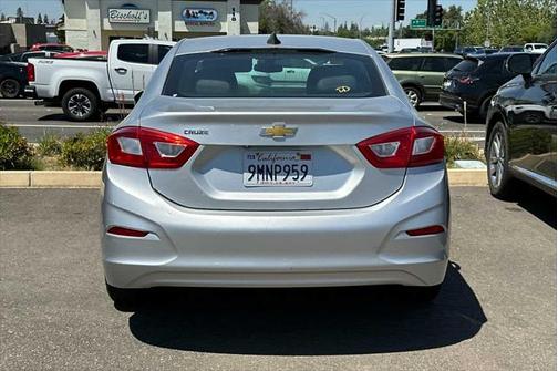 2017 Chevrolet Cruze LS