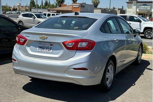 2017 Chevrolet Cruze LS