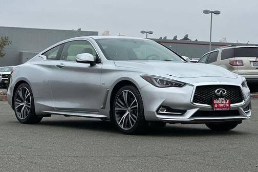 2017 INFINITI Q60 2.0t Premium