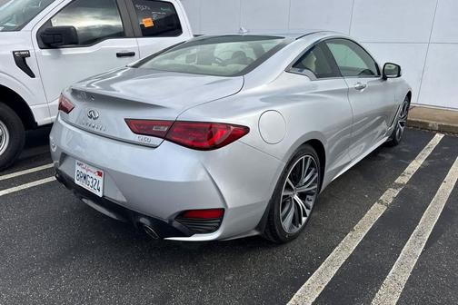 2017 INFINITI Q60 2.0t Premium