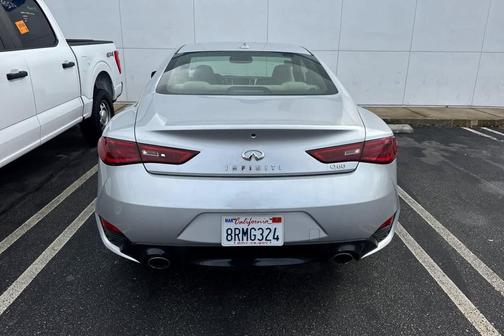 2017 INFINITI Q60 2.0t Premium