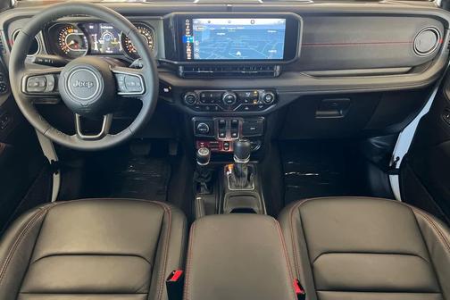 Bright White Clearcoat 2025 Jeep Wrangler Rubicon