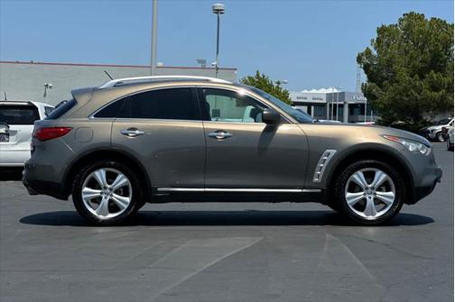 2011 INFINITI FX35 Base