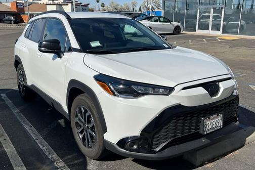 2025 Toyota Corolla Hybrid SE