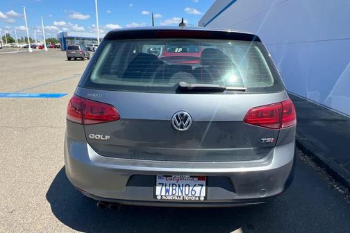 2017 Volkswagen Golf TSI Wolfsburg Edition 4-Door