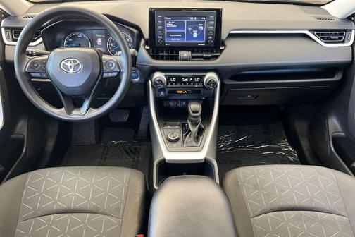 2022 Toyota RAV4 Hybrid XLE