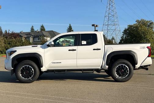 2025 Toyota Tacoma Hybrid TRD Off Road