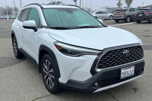 2022 Toyota Corolla Cross XLE