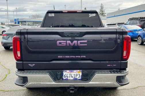 2022 GMC Sierra 1500 SLT