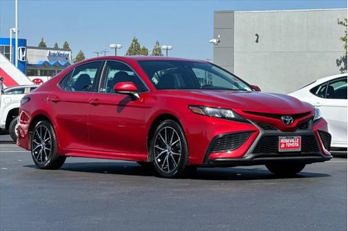 2021 Toyota Camry SE