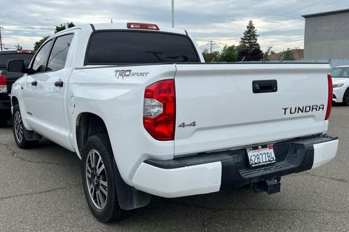 Super White 2019 Toyota Tundra SR5