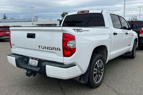 Super White 2019 Toyota Tundra SR5