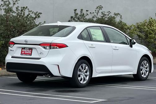 2026 Toyota Corolla Hybrid LE