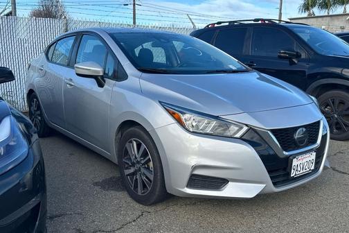 2021 Nissan Versa 1.6 SV