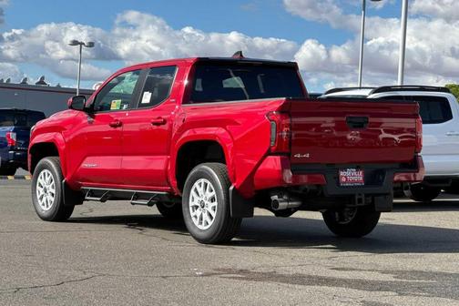 2025 Toyota Tacoma SR5