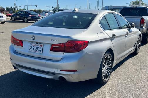 Glacier Silver Metallic 2020 BMW 530 530i