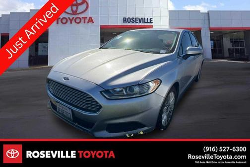 2016 Ford Fusion Hybrid S