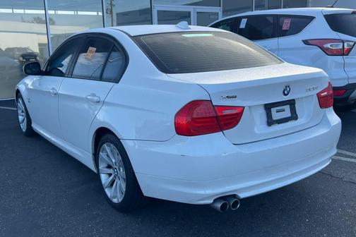 Alpine White 2011 BMW 328 xDrive