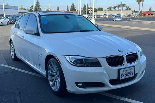 Alpine White 2011 BMW 328 xDrive