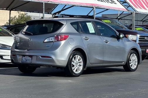 2013 Mazda Mazda3 i Touring