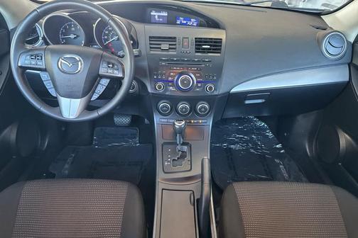 2013 Mazda Mazda3 i Touring