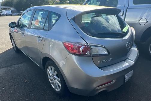 2013 Mazda Mazda3 i Touring