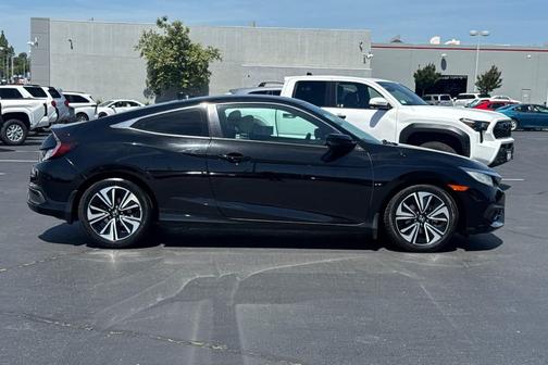 Crystal Black Pearl 2018 Honda Civic EX-L