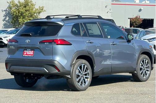 2025 Toyota Corolla Cross XLE