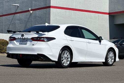 Ice Cap 2024 Toyota Camry LE