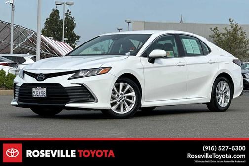 Ice Cap 2024 Toyota Camry LE