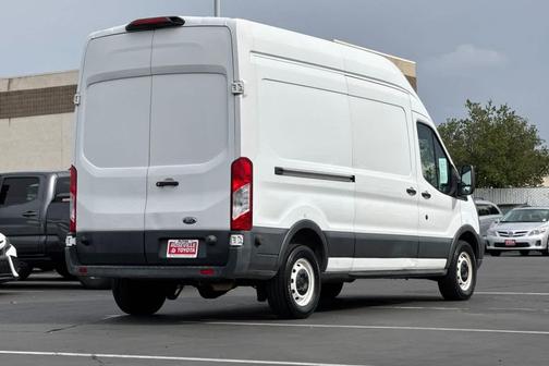 2018 Ford Transit-250 Base