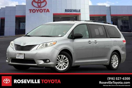 2011 Toyota Sienna XLE