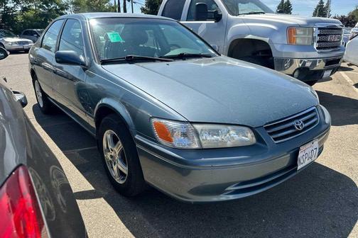 2000 Toyota Camry LE V6