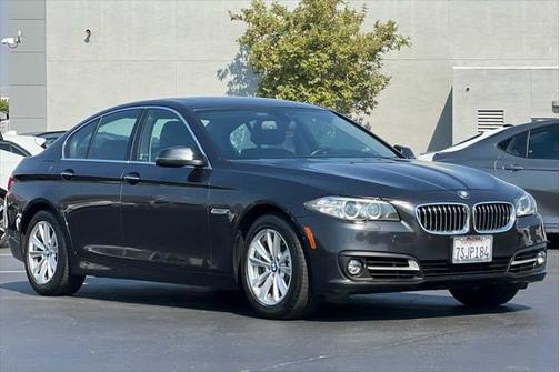 2016 BMW 528 528i