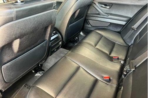 2016 BMW 528 528i
