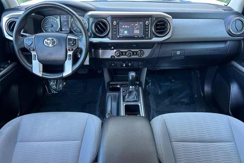 Super White 2019 Toyota Tacoma SR5