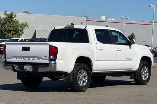Super White 2019 Toyota Tacoma SR5