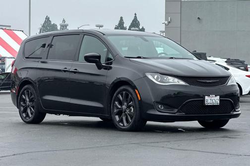 2019 Chrysler Pacifica Touring Plus