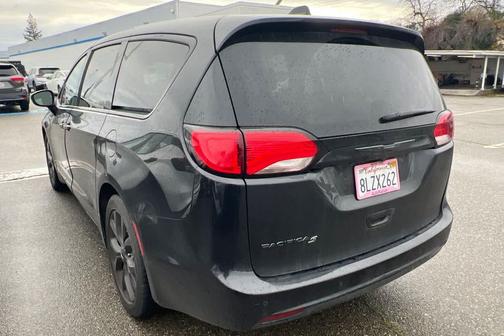 2019 Chrysler Pacifica Touring Plus
