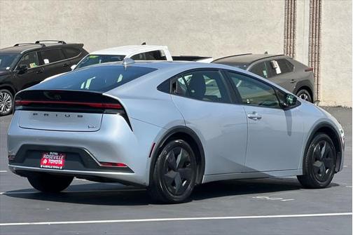 2024 Toyota Prius LE