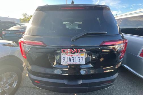 2023 GMC Acadia FWD SLE