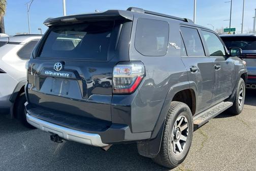 2024 Toyota 4Runner TRD Off Road