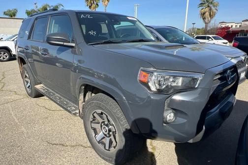2024 Toyota 4Runner TRD Off Road