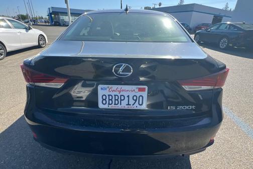Obsidian 2017 Lexus IS 200t Base