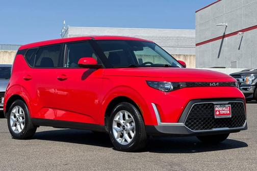 2024 Kia Soul LX