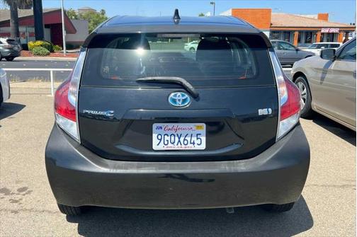 2016 Toyota Prius c Two