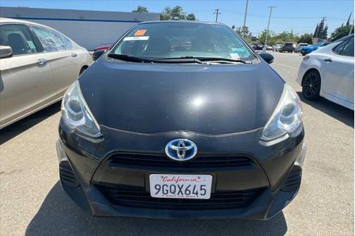 2016 Toyota Prius c Two