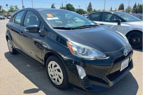 2016 Toyota Prius c Two